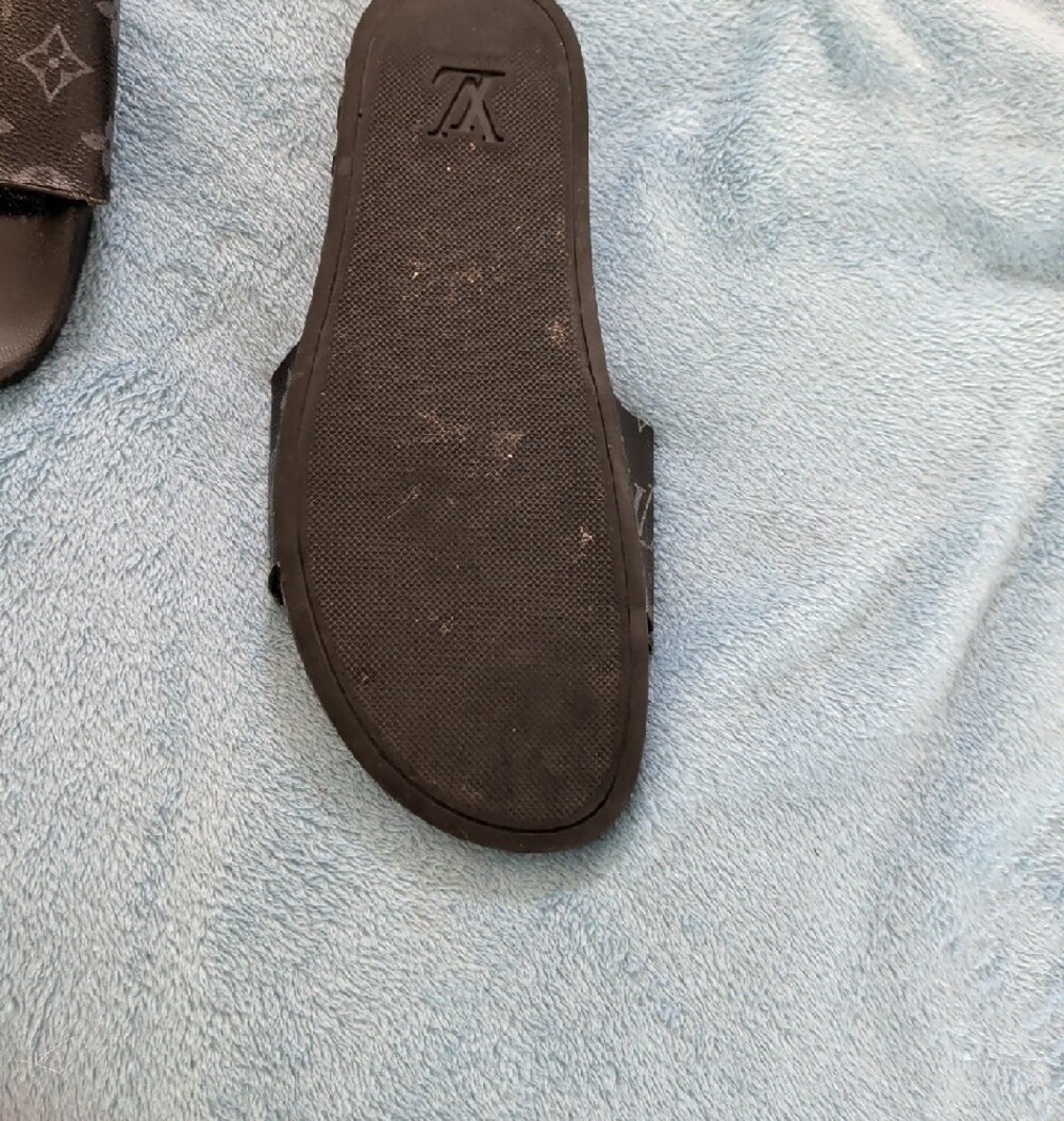 Louis Vuitton Black Monogram Slide Sandals LV - Picture 6 of 16